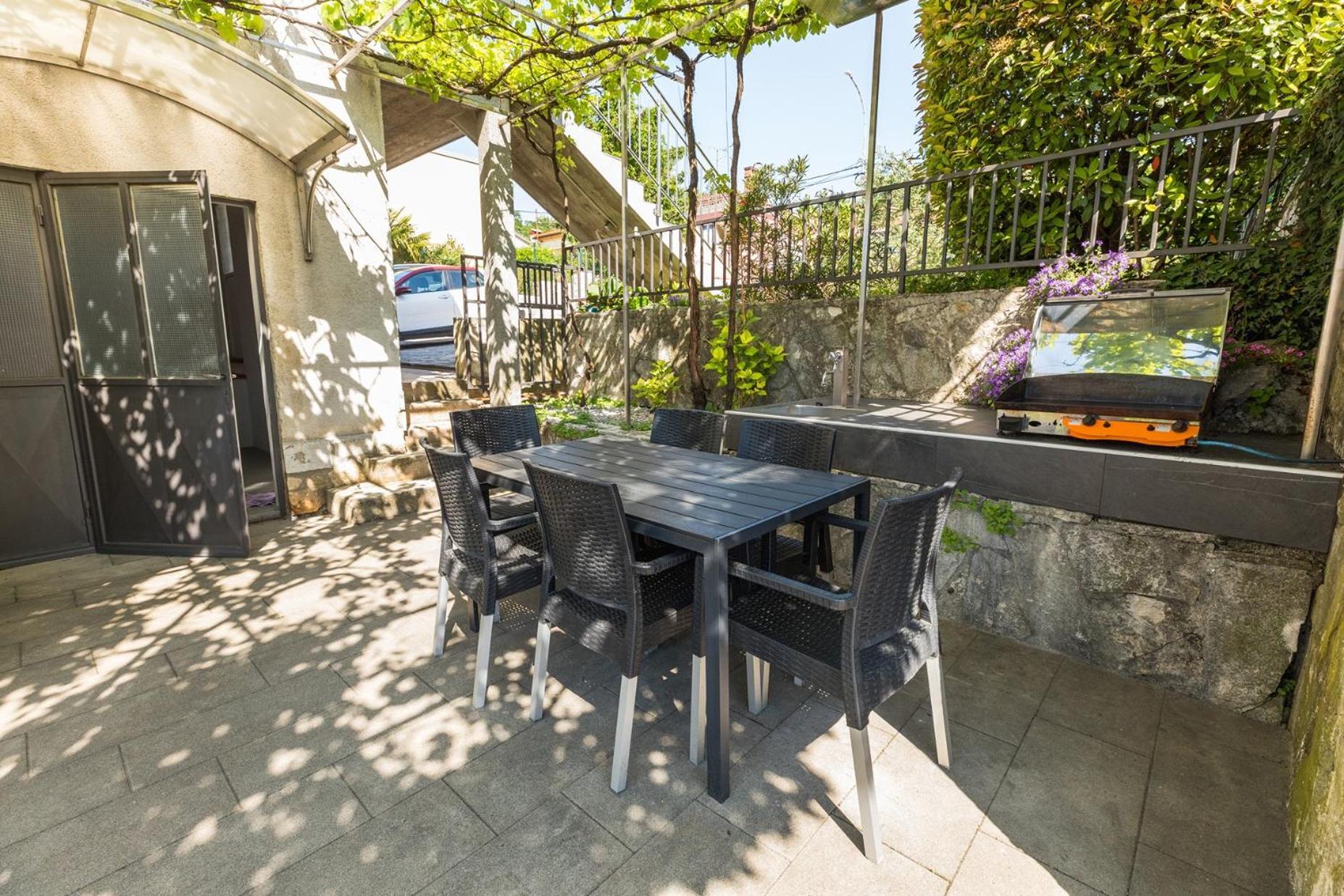 Apartments Dorijan With Pool Matulji Exterior foto